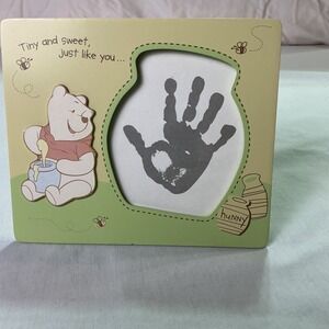 Disney Baby Winnie The Pooh Stepping Stones Handprint Picture‎ Frame Nursery